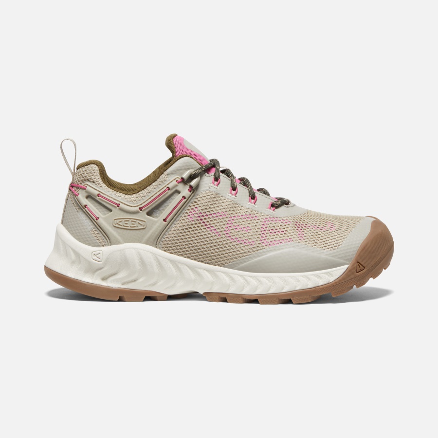 Plaza Taupe-Ibis Rose Keen Women's NXIS EVO Waterproof Shoe