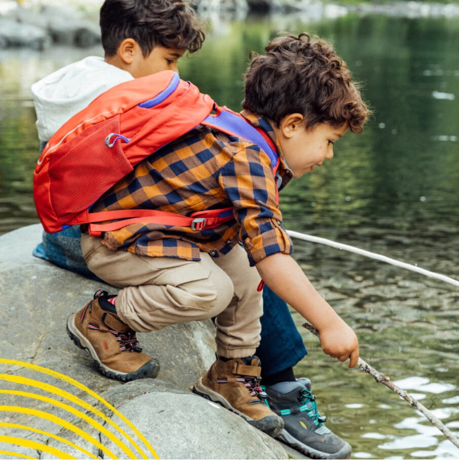 Keen Bison-Red Carpet Little Kids' Ridge Flex Waterproof Boot