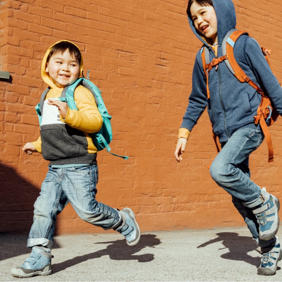 Magnet-Blue Shadow Keen Little Kids' Knotch Double Strap Chukka