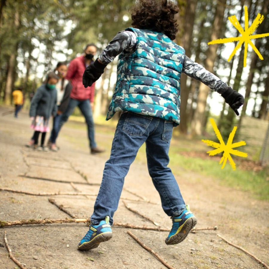 Brilliant Blue-Blue Depths Keen Big Kids' Chandler CNX