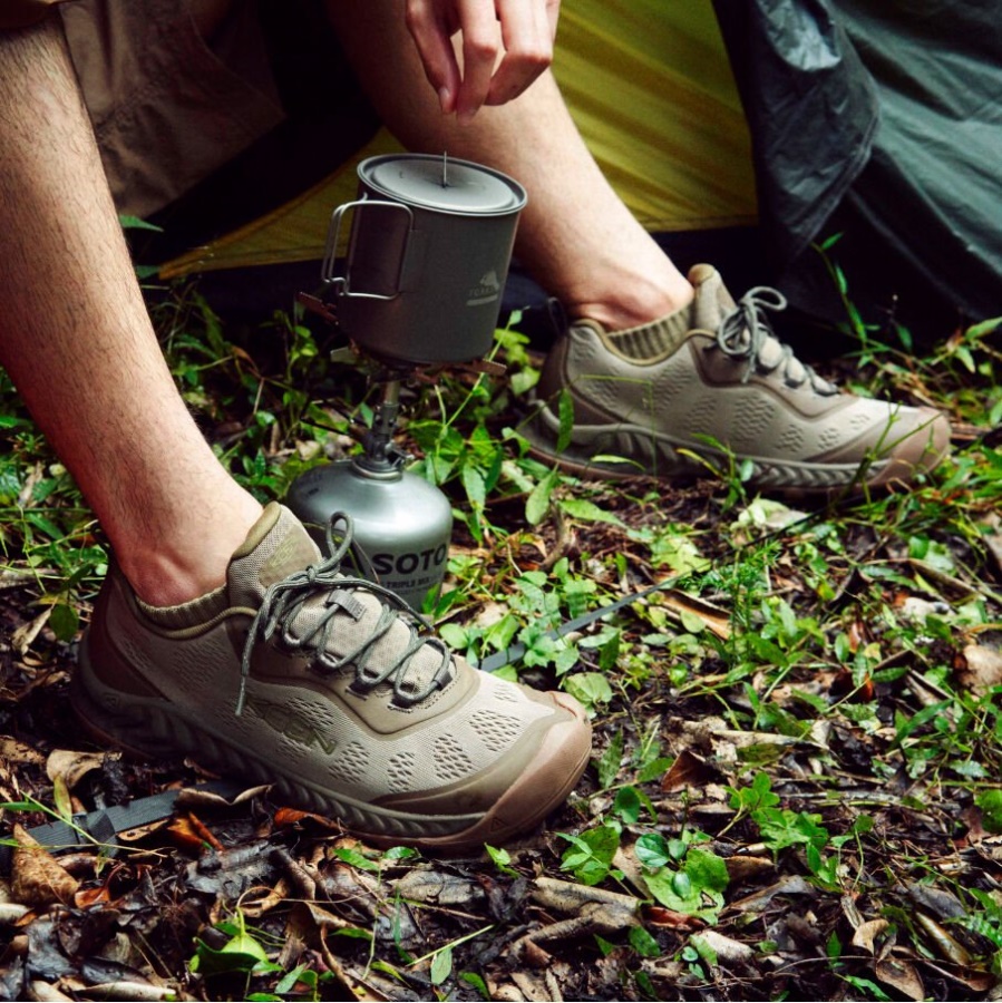 Black-Vapor Men's NXIS Speed Keen